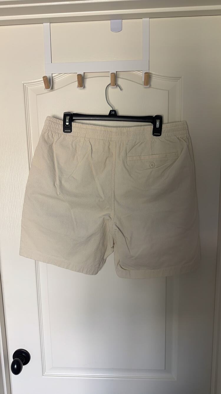 Vineyard Vines Unisex 7" Pull-On Corduroy Shorts